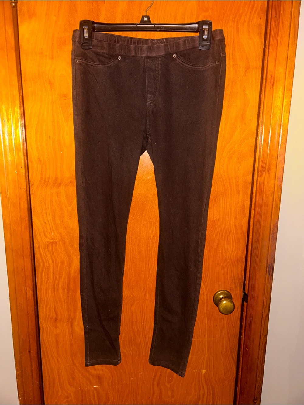 Hue Dark Brown Jeggings